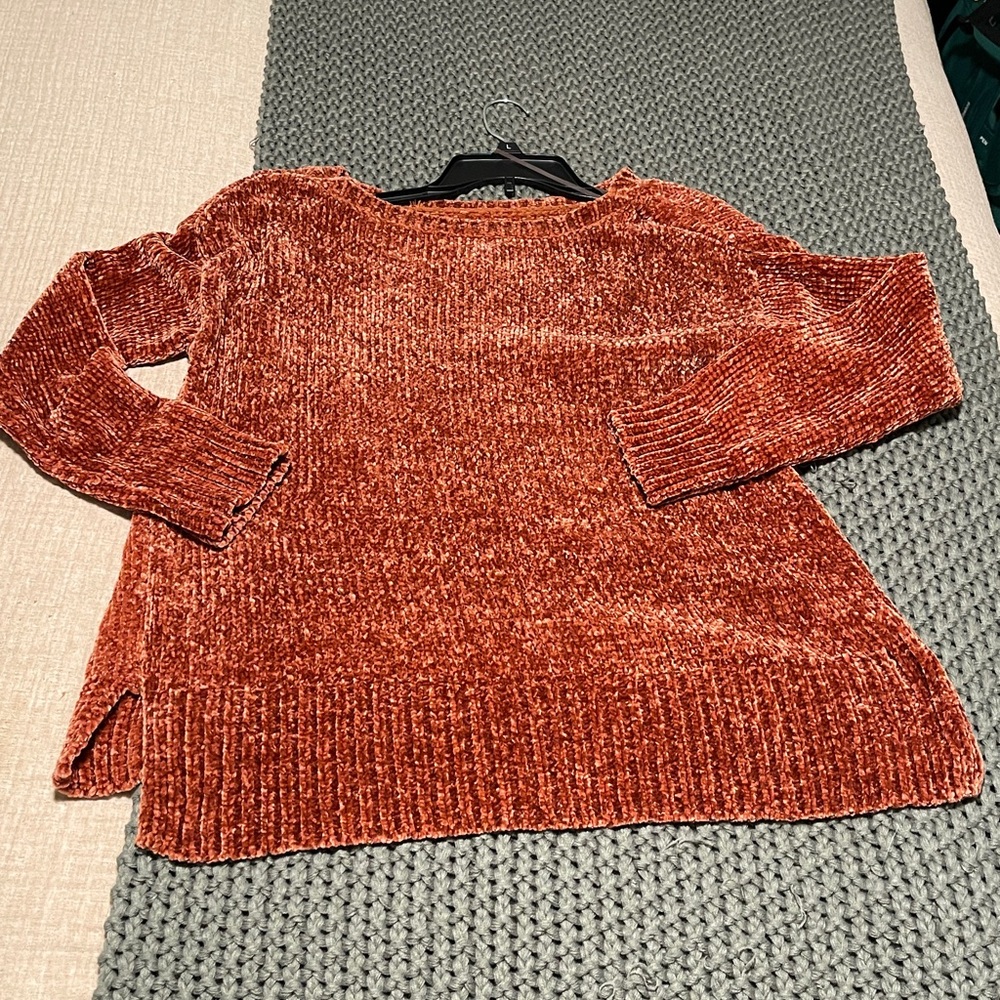 Jones New York Burnt Orange Chenille Top